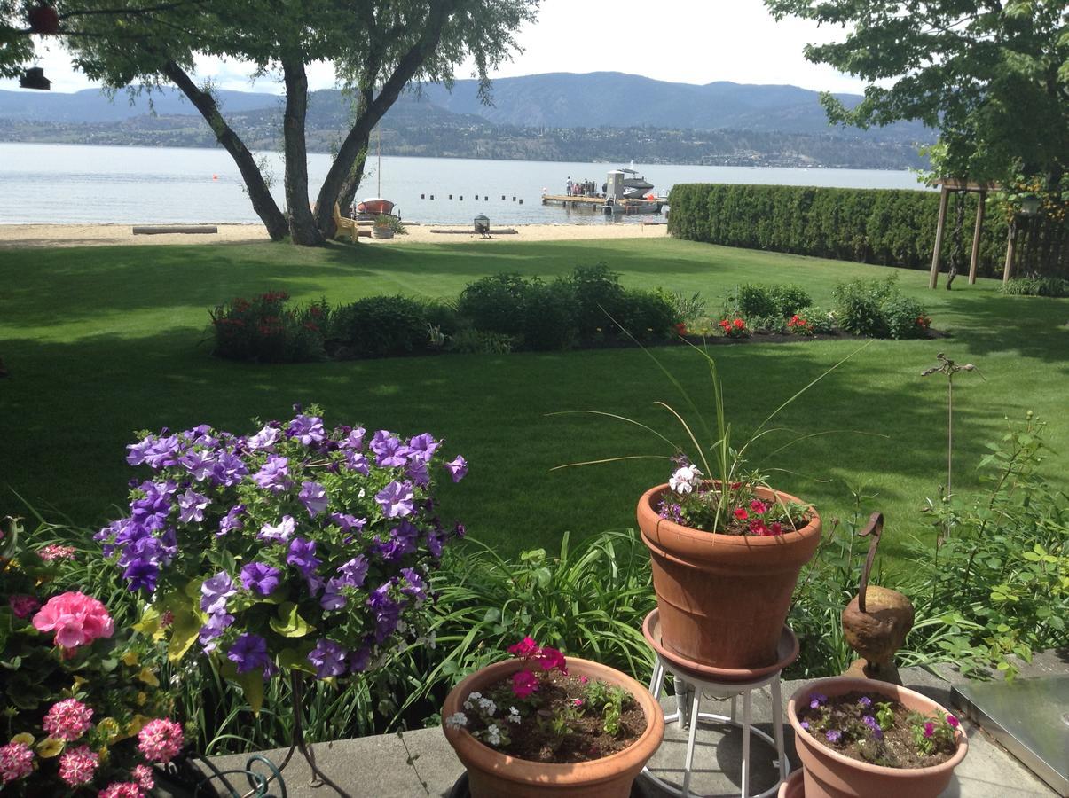 Lakeshore B&B Kelowna Esterno foto