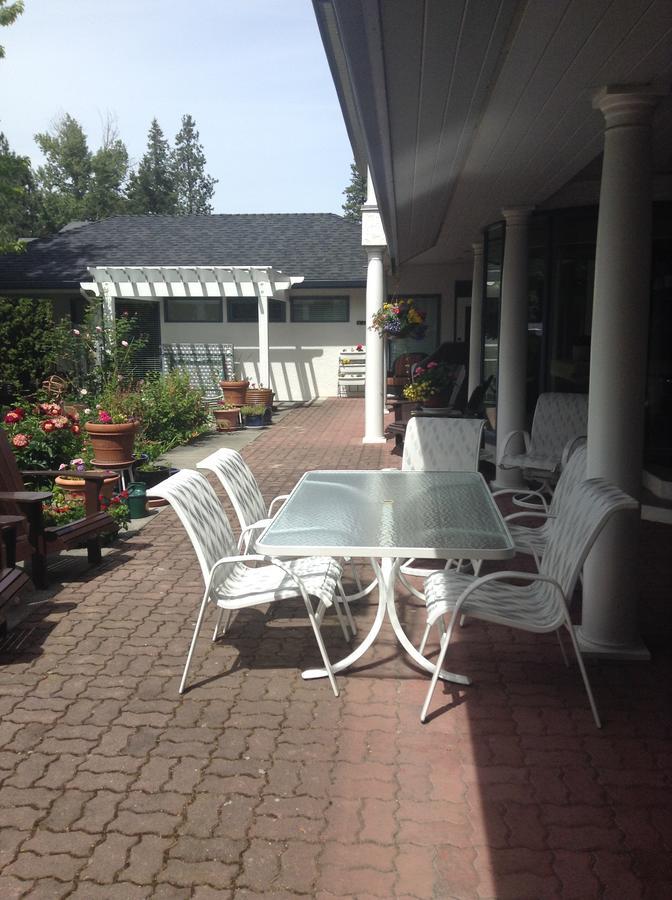 Lakeshore B&B Kelowna Esterno foto